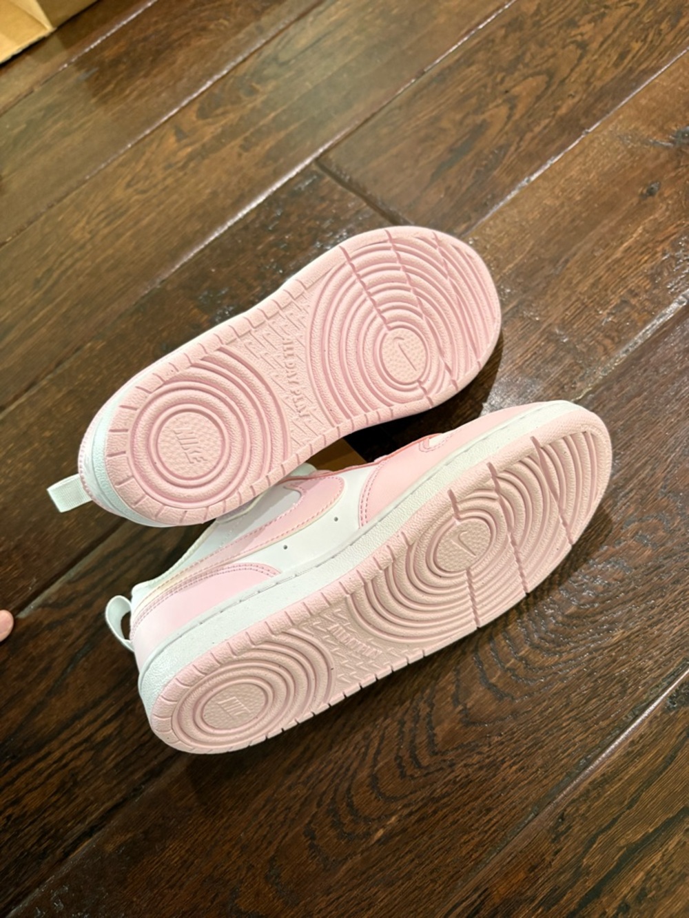 NWT Nike Court Borough Pink Foam White Sz 1Y Girls Low PE Run Sneakers Fit 1.5Y - Picture 7 of 11